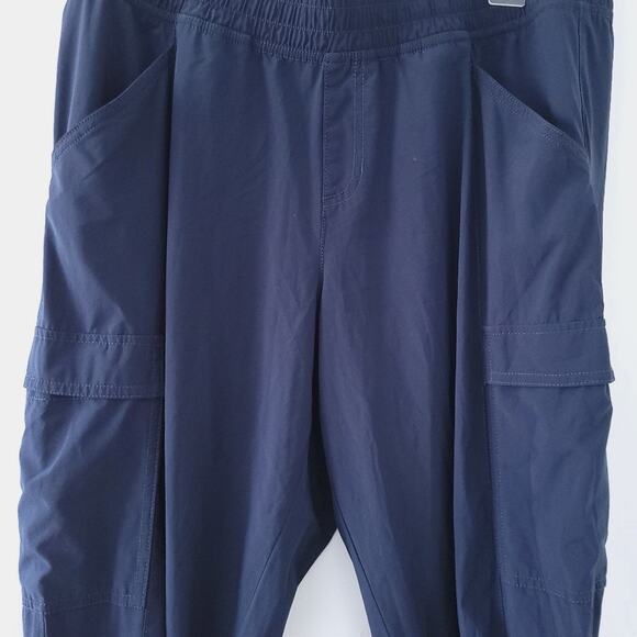 North Face Capri Pants Size 14 Gray Hiking Outdoors, Lightweight, Elastic Waist - Picture 3 of 6